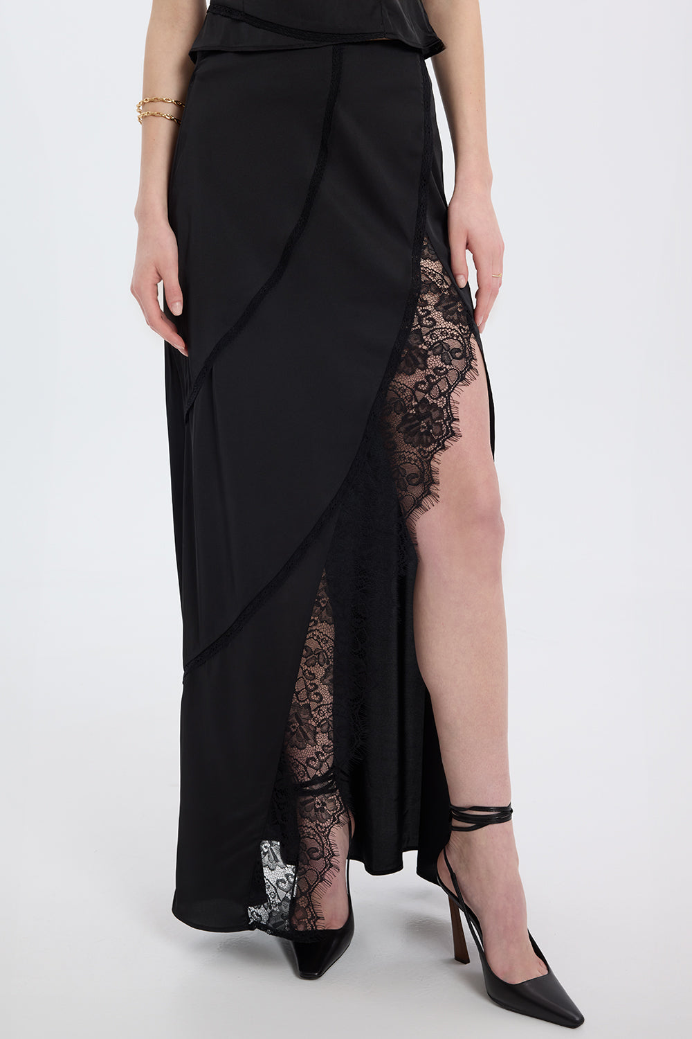 Lace Reveal Maxi Skirt